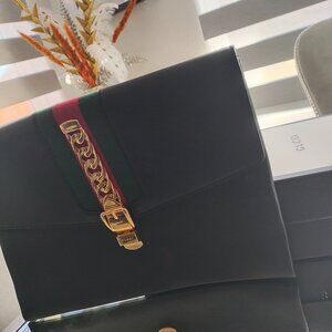 Black Gucci Sylvie Leather Clutch